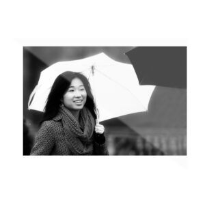 Tableau décoratif jeune femme chinoise au parapluie